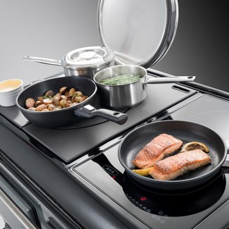eR3 Series 100 induction hob